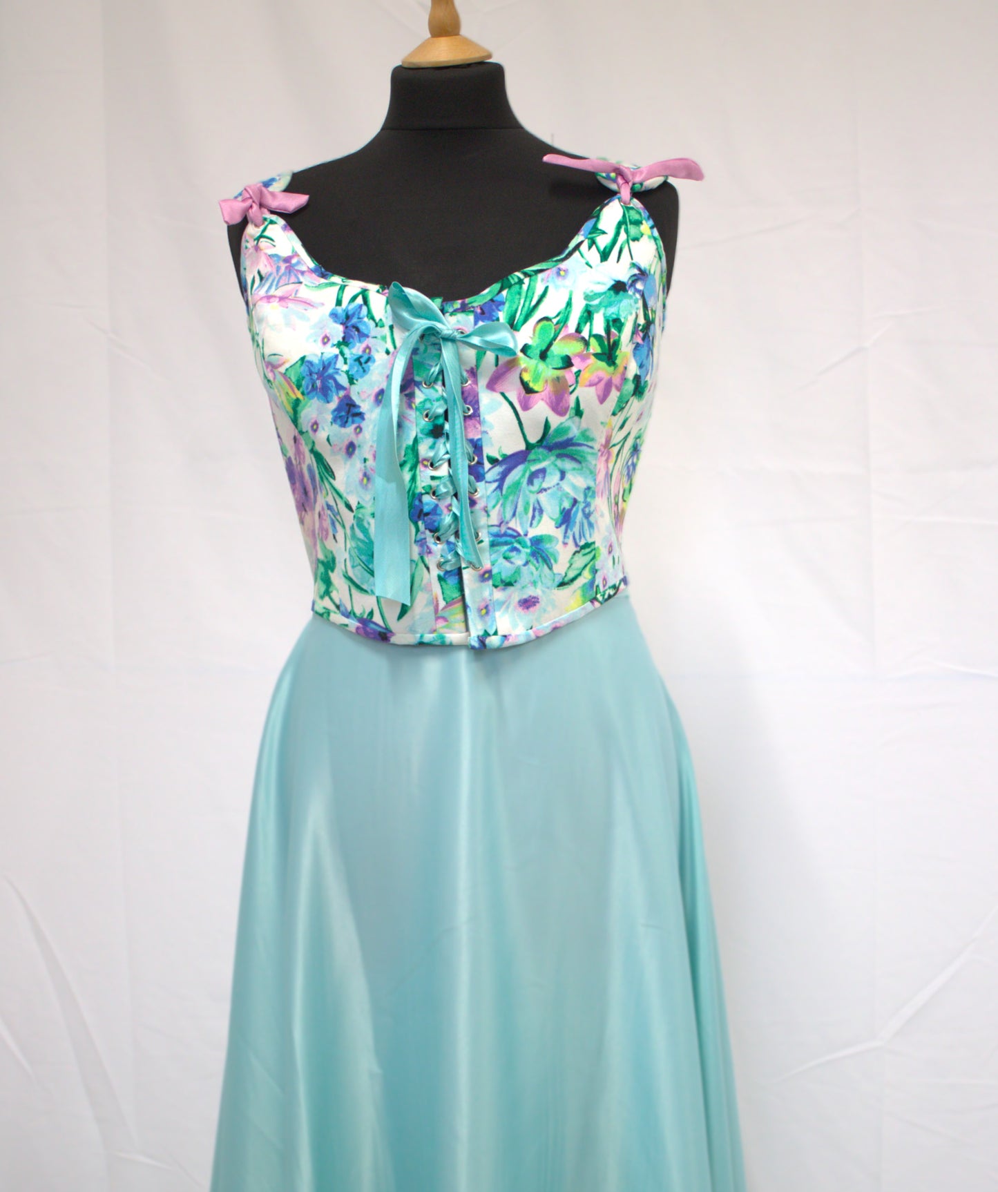 Corsetto Green blooming